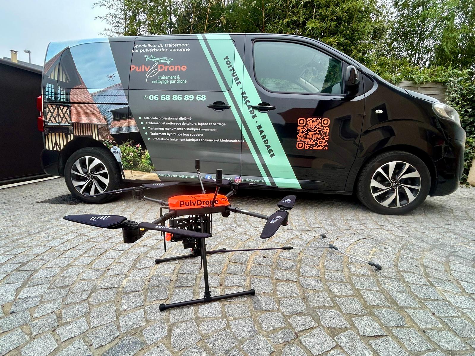 Pulv&Drone - Nettoyage de bardage industriel par drone dans le Calvados