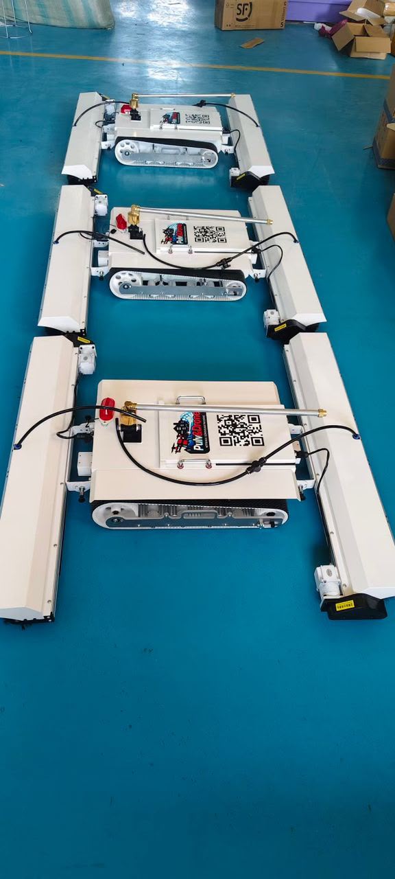 Robot de nettoyage de panneaux photovoltaïques Pulv&Drone